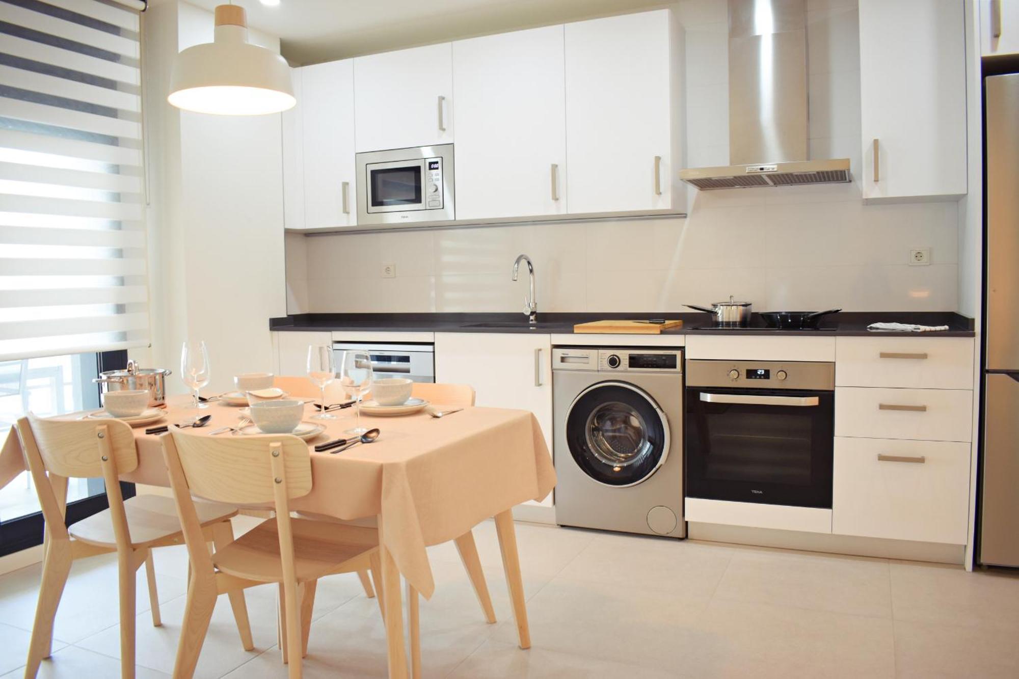 Amalia'S Home: Luminoso Apartamento Muy Cerca De La Playa Малага Экстерьер фото